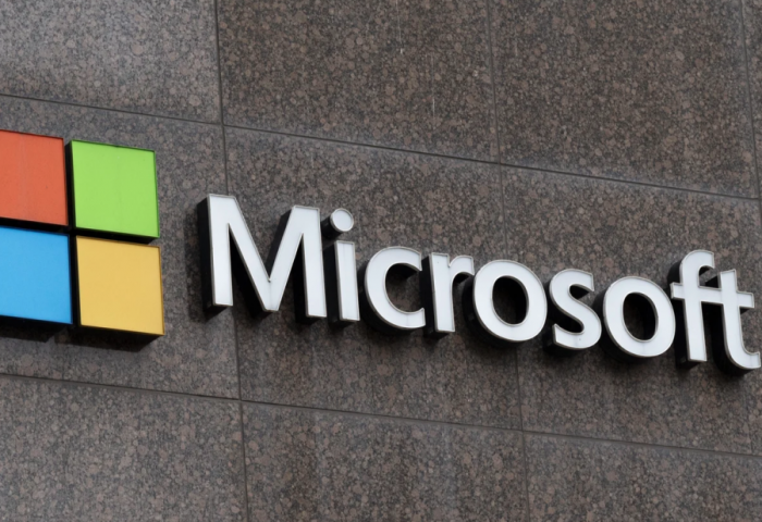 Microsoft хамгийн үнэ цэнтэй компаниар дахин шалгарчээ