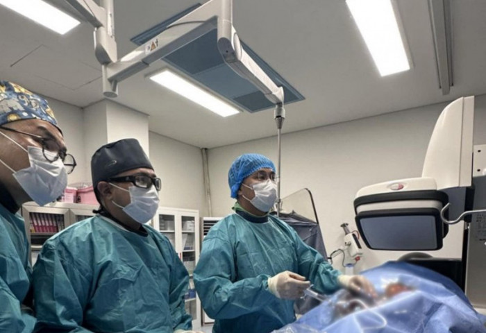 Дэлхийд хүлээн зөвшөөрөгдсөн IVUS+NIRS дүрс оношилгооны төхөөрөмжийг суурилууллаа
