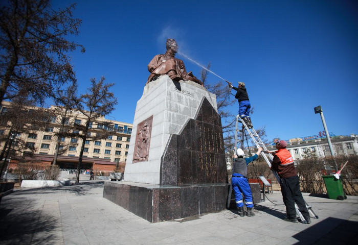 Иргэн, аж ахуйн нэгж байгууллагууд орчны 50 метр талбайгаа цэвэрлэж хэвшихийг уриалав