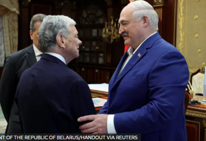 А.Лукашенко Д.Трампын элчийг хүлээн авч уулзжээ
