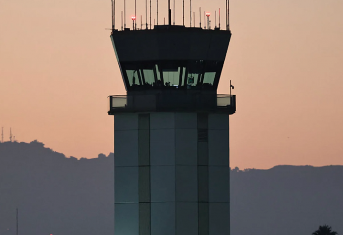 Шатдауны улмаас Америкт олон нислэг хойшилжээ