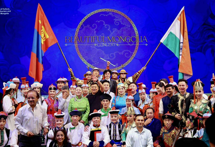 Энэтхэг Улсад үндэсний урлаг, соёлоо сурталчиллаа