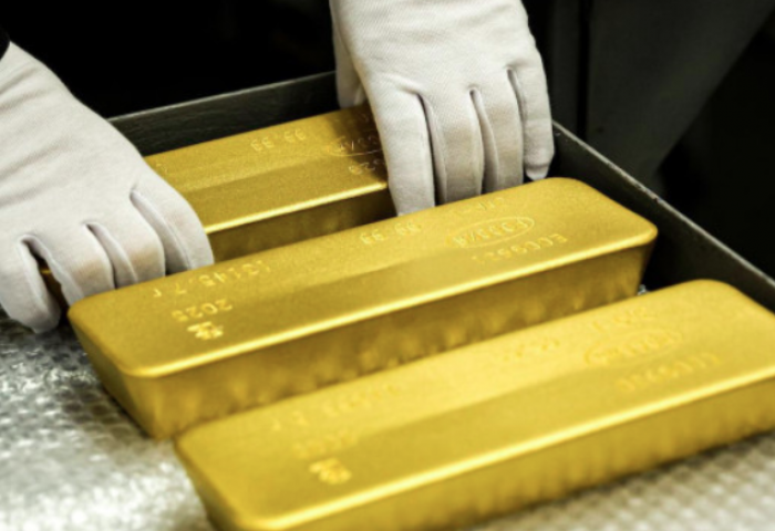 Алтны үнэ унажээ