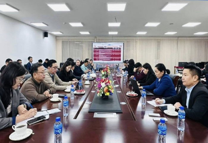 Мега төслүүдийн хэрэгжилт, тулгамдаж буй асуудлыг хэлэлцэж, үүрэг чиглэл өглөө