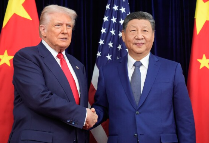 Д.Трамп Хятадын бараанд ногдуулсан татварыг бууруулахаа мэдэгджээ