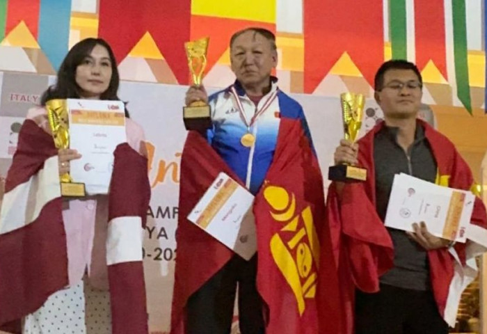 Монголын өсвөрийн даамчид дөрвөн жил дараалан багаараа дэлхийд тэргүүллээ