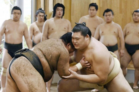 Кюүшюү башё: Эхний хоёр өдрийн оноолт