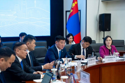 БНСУ-д визгүй зорчих, чөлөөт худалдааны хэлэлцээр байгуулах асуудлаар санал солилцлоо