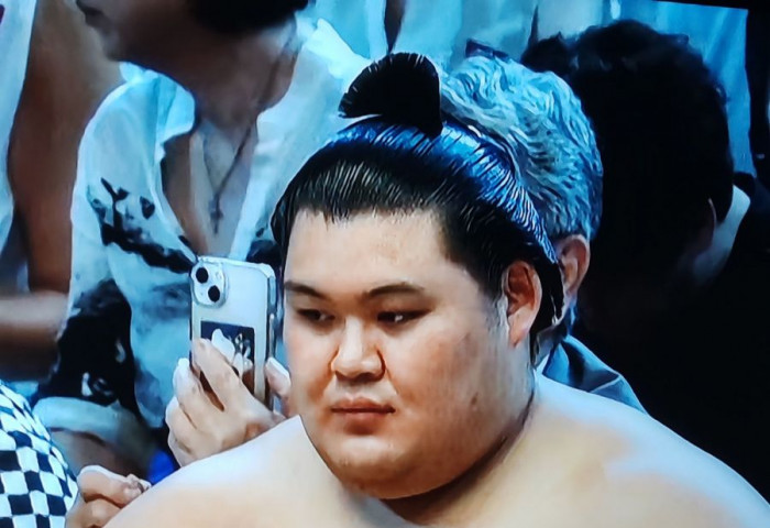 Ооносато, Хоошёорюү нар 11 даваатай башёг тэргүүлж явна