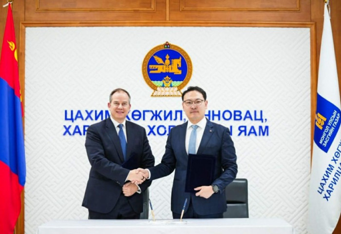 Монгол Улс хиймэл оюун, их өгөгдлийн ур чадвар олгох 3 жилийн хөтөлбөрийг Оракл компанитай хамтран хэрэгжүүлж эхэллээ