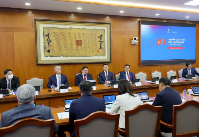 Эдийн засгийн эрх чөлөөний тухай хуулийн төслийг энэ сард багтаан УИХ-д өргөн барихаар ажиллаж байна