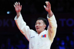 Токиогийн “Их дуулга”-аас О.Уранбаяр хүрэл медаль хүртлээ