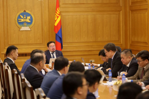 Авлигатай тэмцэх үндэсний хөтөлбөрийн хэрэгжилтийг эрчимжүүлэх Ажлын хэсгийн хурал боллоо