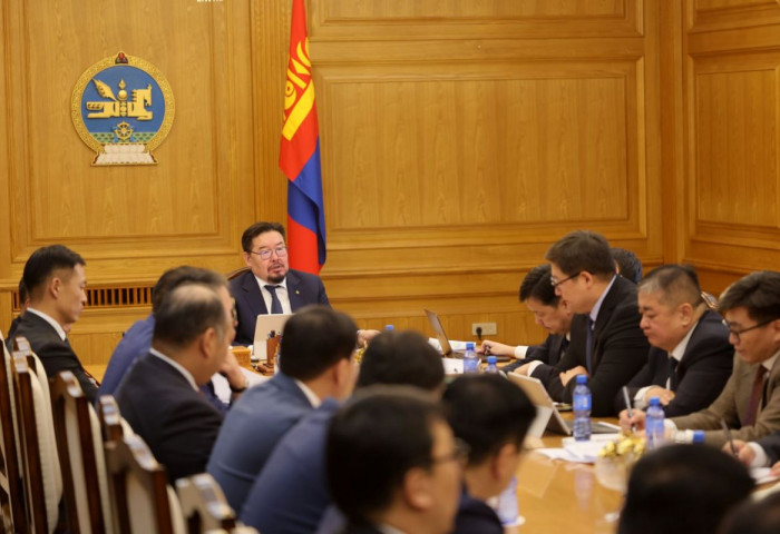 Авлигатай тэмцэх үндэсний хөтөлбөрийн хэрэгжилтийг эрчимжүүлэх Ажлын хэсгийн хурал боллоо