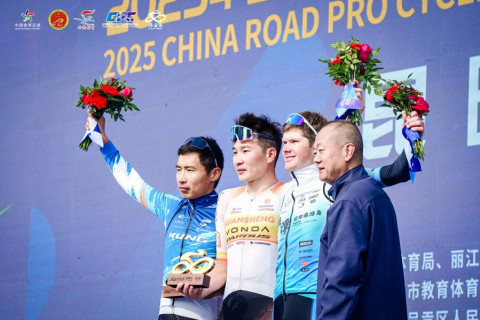 Хятадын дугуйн лигийн Кунмины гарааг монгол дугуйчид өнгөллөө