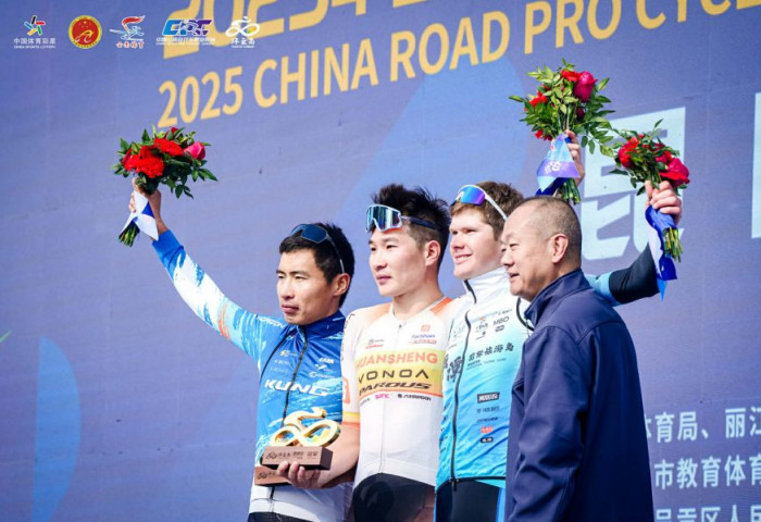 Хятадын дугуйн лигийн Кунмины гарааг монгол дугуйчид өнгөллөө