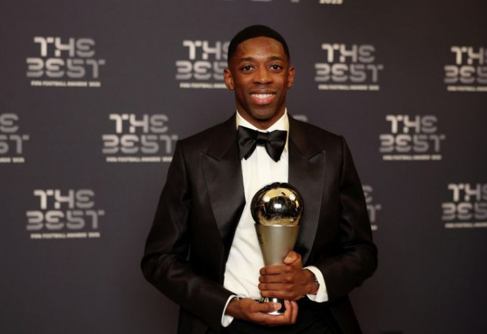 Усман Дембеле улирлын шилдгээр шалгарлаа