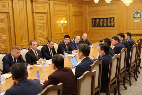 Ерөнхий сайд Г.Занданшатар ОХУ-ын Байгалийн нөөц, экологийн сайд А.А.Козловыг хүлээн авч уулзлаа