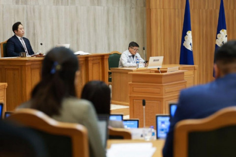 Нийслэлийн ирэх 5 жилийн төлөвлөгөөг баталлаа