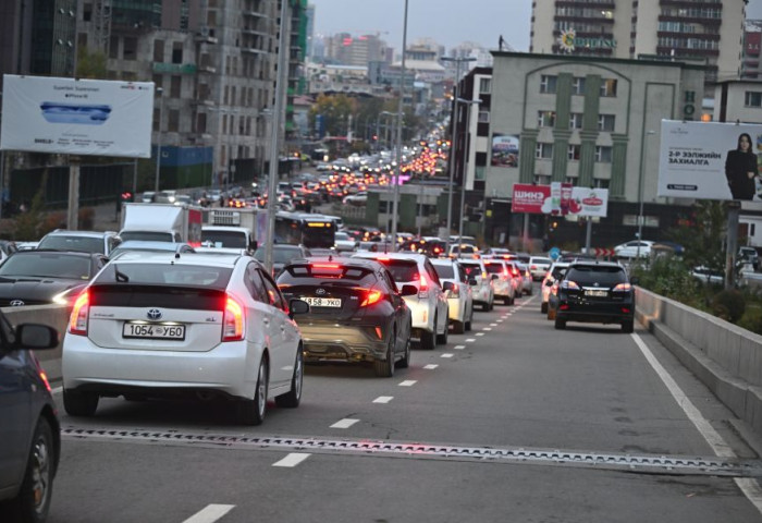 Хиймэл оюун камераар замын хөдөлгөөний зөрчил илрүүлж, торгууль ногдуулж эхэллээ