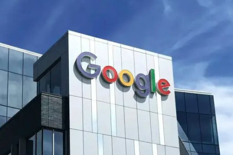 Google зах зээлийн үнэлгээгээр Apple-ыг ардаа орхив