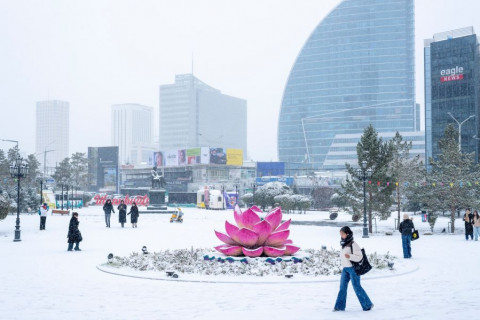 Улаанбаатарт өдөртөө 10-12 хэм хүйтэн, цас орно