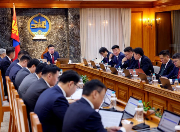 Замын-Үүд боомтыг цэгцэлж нэгдсэн удирдлага, зохицуулалтаар хангаж ажиллахыг Ерөнхий сайд үүрэг болголоо