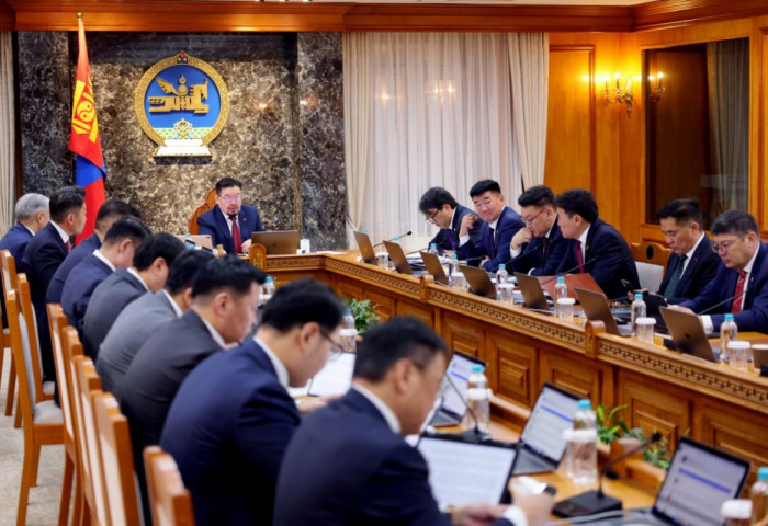 Замын-Үүд боомтыг цэгцэлж нэгдсэн удирдлага, зохицуулалтаар хангаж ажиллахыг Ерөнхий сайд үүрэг болголоо