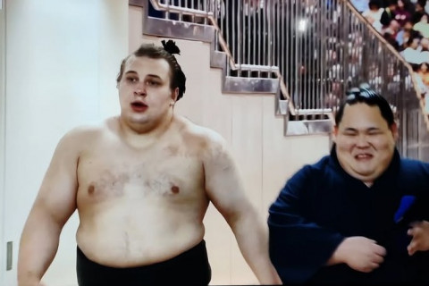 Озэки Аонишики Хацү башёд түрүүлснээр 2 дахь түрүүгээ авч чадлаа