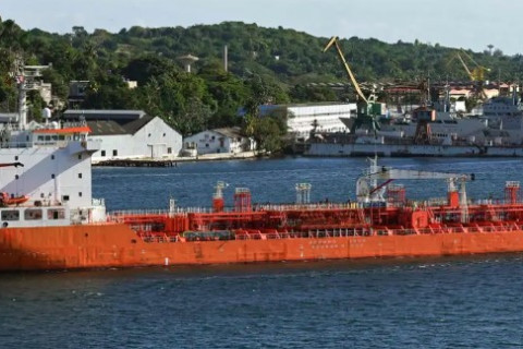 Кубад газрын тос нийлүүлдэг улс орнуудад татвар ногдуулна