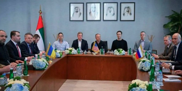 Украины асуудлаарх гурван талын уулзалт Абу-Дабид боллоо