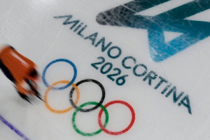 Норовирусийн халдвар илэрсний улмаас Олимпын тоглолтыг хойшлуулжээ