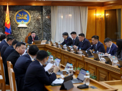 Үндэсний баялгийн сангийн орлогыг нэмэгдүүлэх, хөрөнгийг арвижуулах, зарцуулах талаар иргэдтэй зөвлөлдөнө