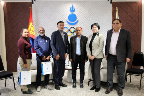 Азийн хөнгөн атлетикийн холбооны төлөөлөгчид МҮОХ-нд зочилж, хамтын ажиллагааг өргөжүүлэхээр санал солилцов