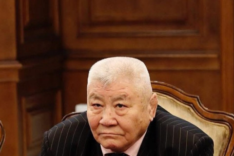 Монголоо алдаршуулсан олимпийн баатрууд