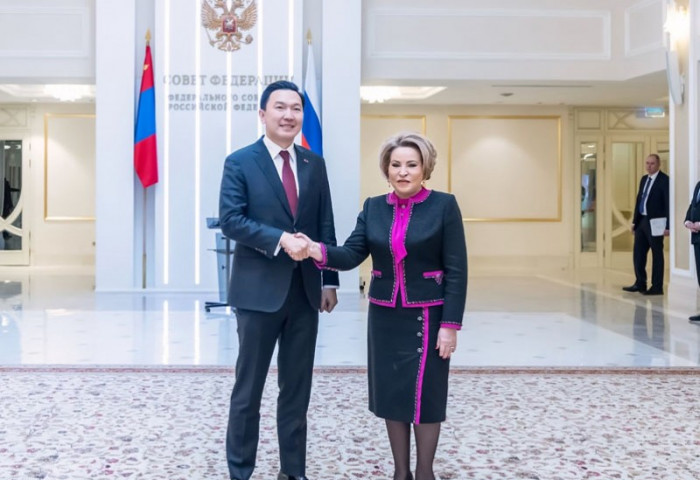 Монгол Улсын Их Хурлын дарга Н.Учрал, ОХУ-ын Холбооны Хурлын Холбооны Зөвлөлийн дарга В.И.Матвиенко нар албан ёсны хэлэлцээ хи