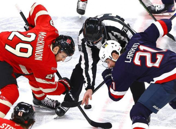 Канад, Америкийн хоккейчид финалд шалгарлаа