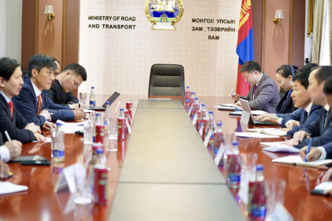 Дэлхийн банкны суурин төлөөлөгч Таехюн Ли тэргүүтэй төлөөлөгчдийг хүлээн авч уулзлаа