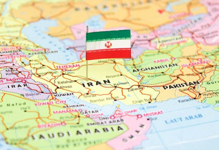 Хариу цохилт өгөхөд бэлэн байгаагаа Булангийн орнууд анхааруулжээ