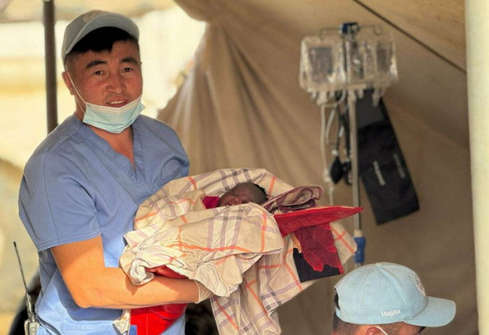 Монгол цэргүүд 1400 гаруй иргэнийг хамгаалалтад авч, эх нярайг эсэн мэнд амаржуулжээ