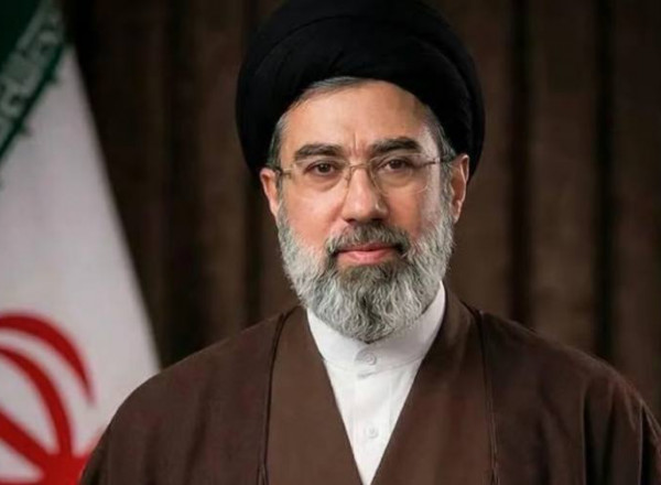 Можтаба Хаменейг Ираны дээд удирдагчаар томилсныг зарлажээ