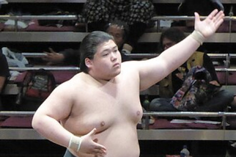 Хару башёг 5 даваа, 1 унаатай 8 бөх тэргүүлж явна