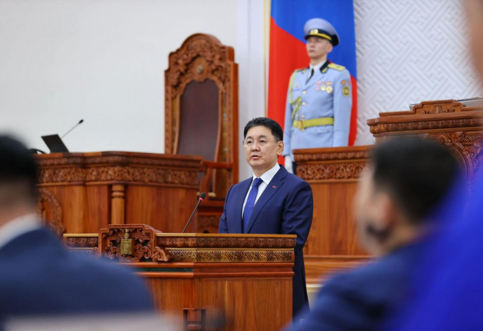 У.Хүрэлсүх: Ёс зүйгүй бол итгэл үгүй, итгэл үгүй бол засаглал үгүй. Итгэл алдарсан газар дархан эрх нь давуу эрх болон хувирдаг гэмтэй