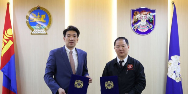 “Улаанбаатар-Хүннү“ олон улсын транзит зочид буудлыг “Чингис хаан” ОУНБ-тай гүүрэн гарцаар холбох талаар санамж бичиг байгууллаа