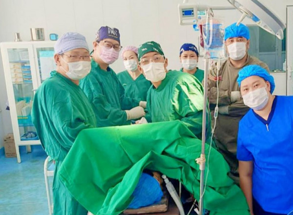 Цээжний хөндийн битүү гэмтэл, хавирганы хугарлыг бэхлэх мэс заслыг орон нутгийн эмч нар хийж эхэллээ