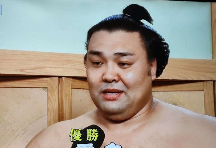 Сэкиваке Киришима Б.Лхагвасүрэн Хару башёд түрүүлэх нь тодорхой болов