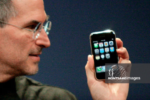 “Apple” компанийг үүсгэн байгуулсаны 50 жилийн ой тохиож байна