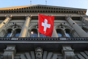 Швейцарь улс АНУ руу зэвсэг нийлүүлэх шинэ зөвшөөрөл олгохоо түр зогсоов