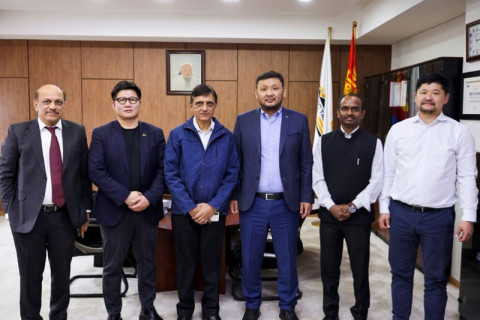 Энэтхэг улс руу коксжих нүүрсний дээжийг туршилтаар тээвэрлэнэ