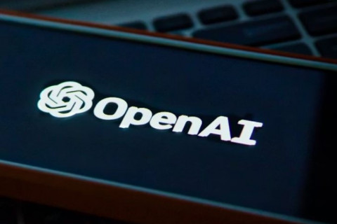 OpenAI-тай хамтран ажилладаг компаниудын хувьцааны ханш унажээ